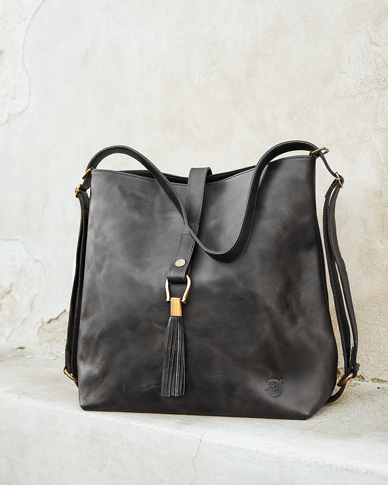 Ventura in Black