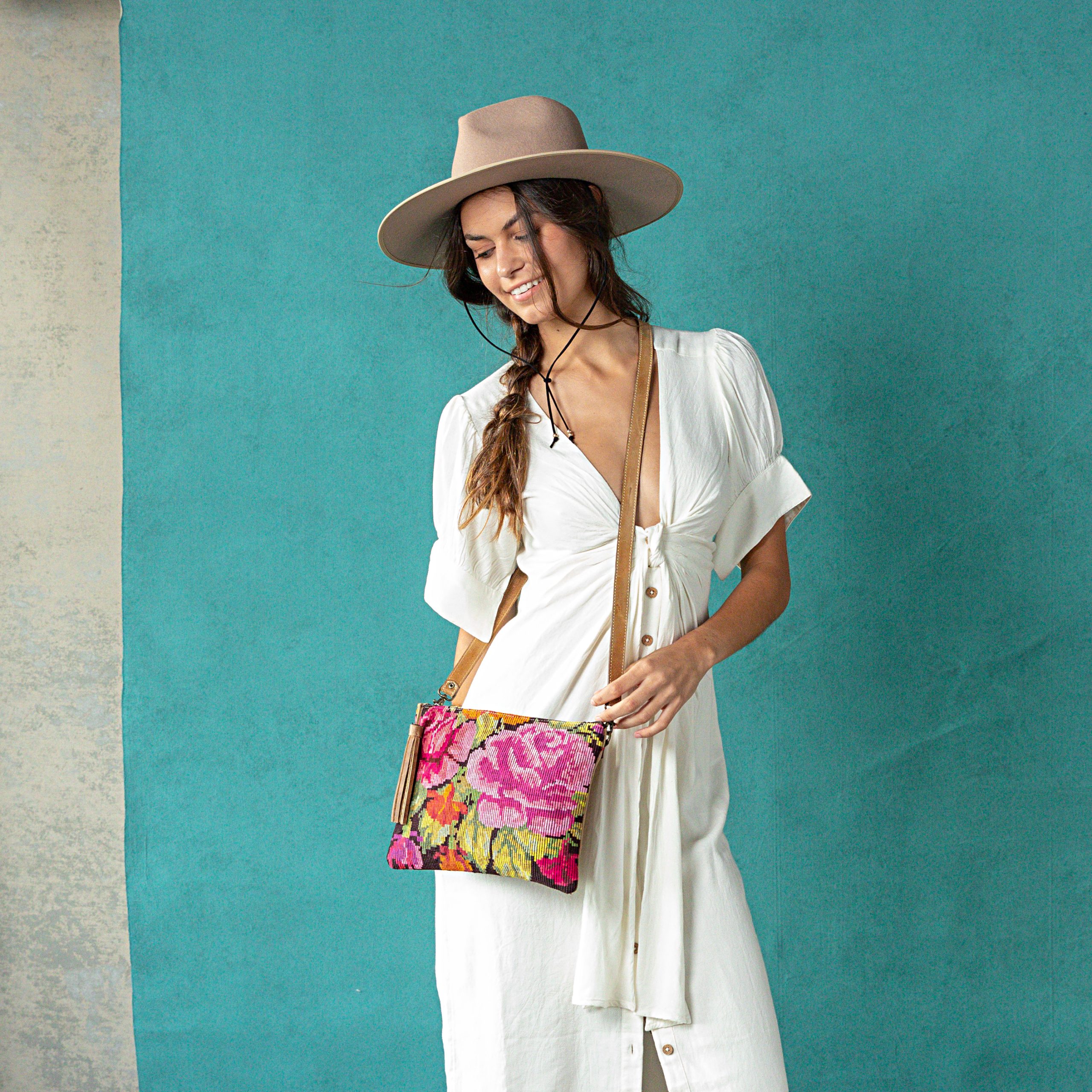 Caya Crossbody Clutch #0128 - Image 5